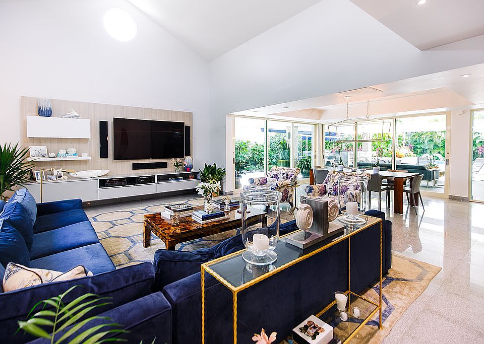 Living Room/dining room