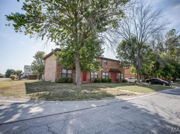 1000 Belle Valley Dr, Belleville, IL 62220