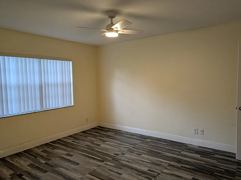 2810 Riverside Dr #106-A — Photo 5