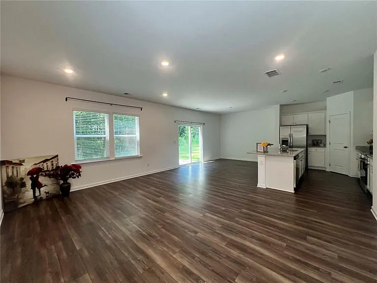 705 Evergreen Rd — Photo 12