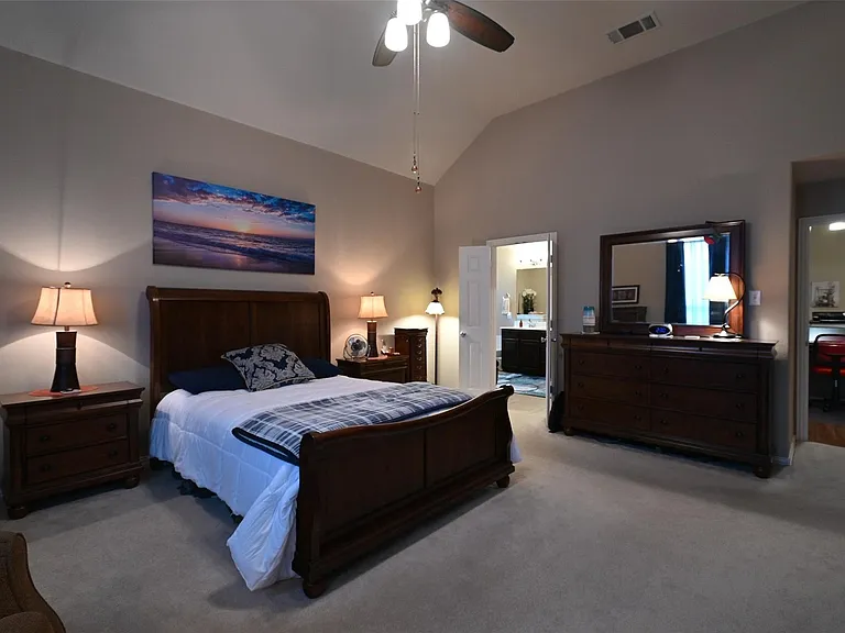 660 Payton Way — Photo 23