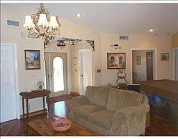 3rd image of 10481 NW 18th Mnr