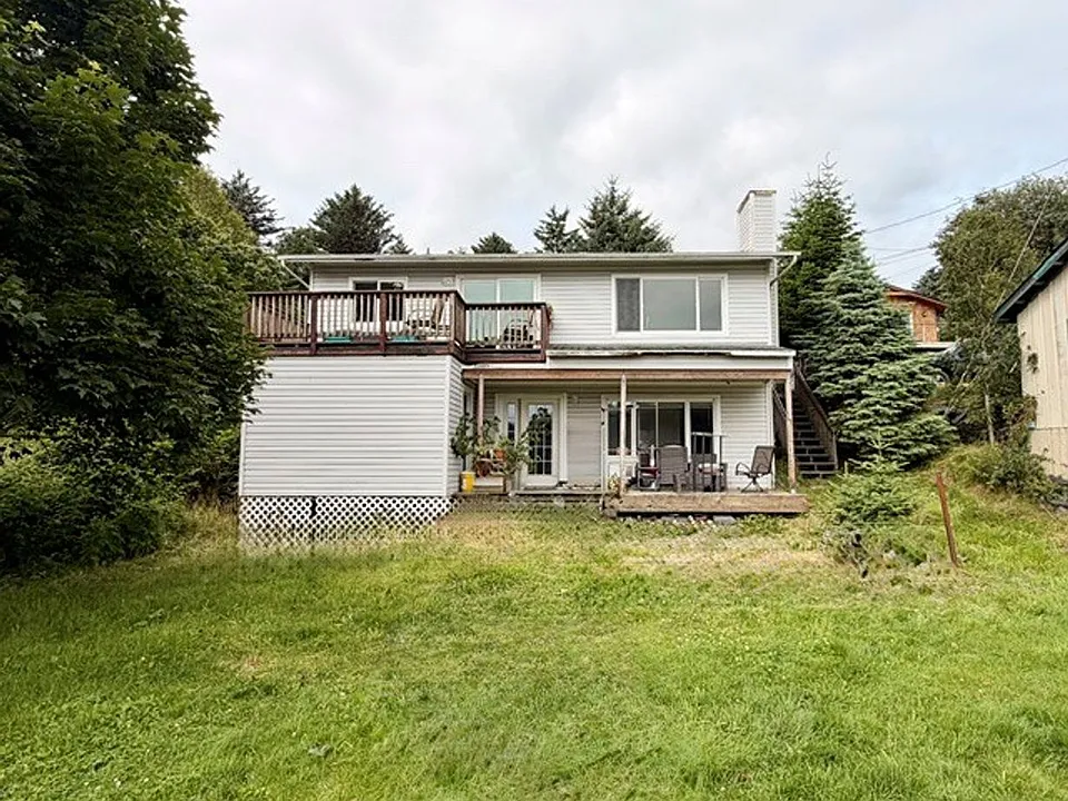 1132 Wolkoff Ln