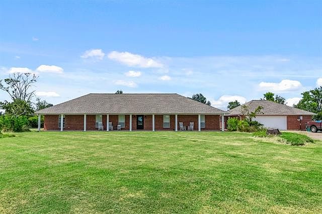 1st image of 708 Amber Dr