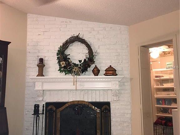 5th image of 940 Fenton Ln APT 2