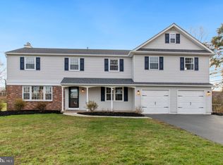 921 Langdon Ave, Horsham, PA 19044