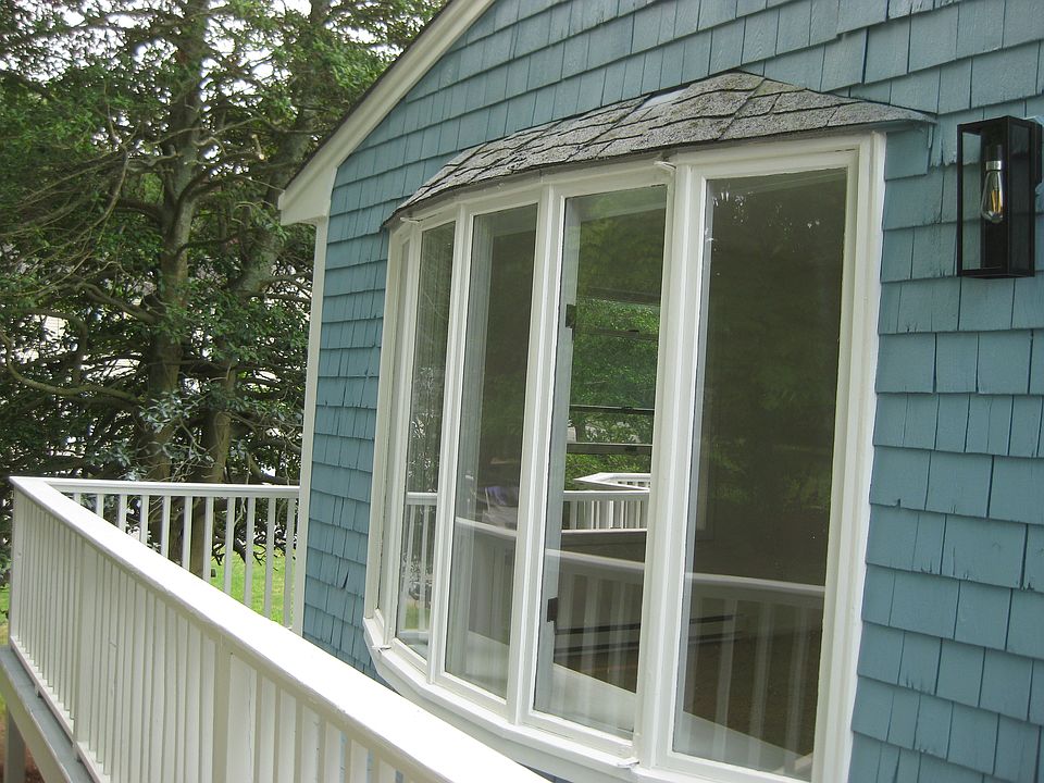 Bay window in living area