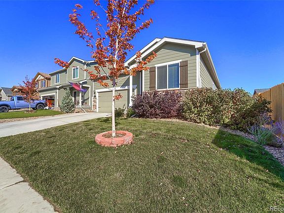 3rd image of 481 Reserve Ave