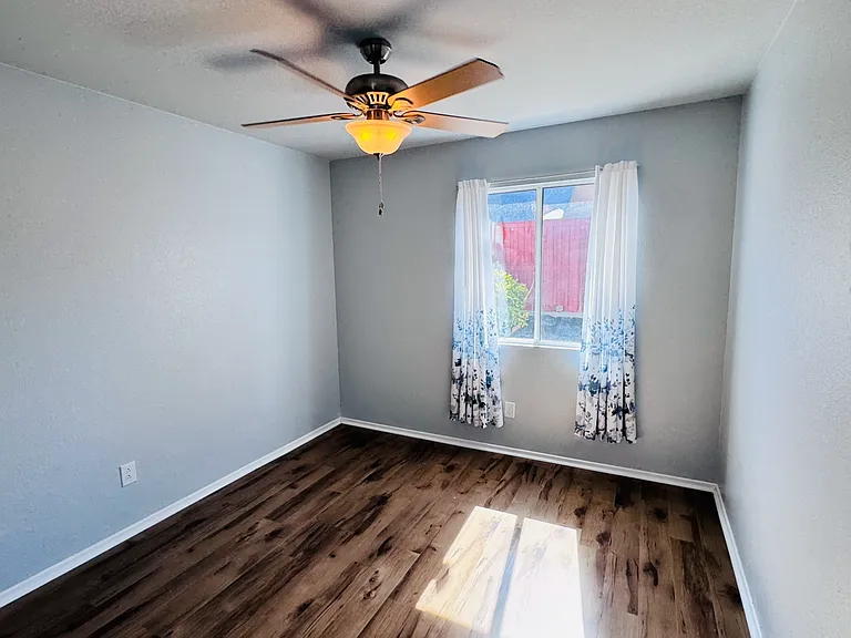 23522 Cheyenne Canyon Dr — Photo 11