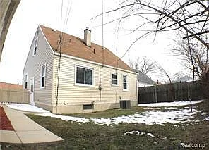 1012 S Stephenson Hwy — Photo 12