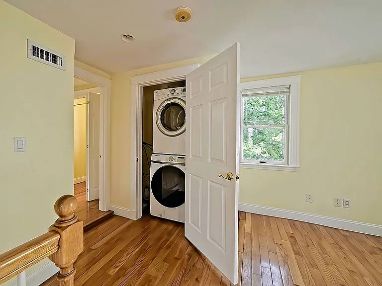 201-203 Clark St — Photo 3