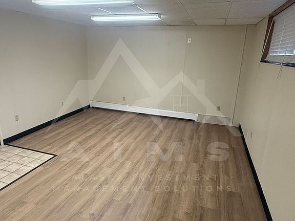 5th image of 933 W 20th Ave #D