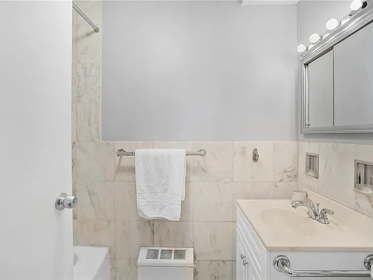 4601 5th Ave #626 — Photo 3