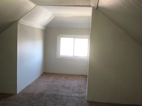 5th image of 3922 Alder St