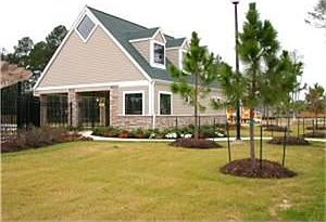 3rd image of 18843 Lantern Cove Ln