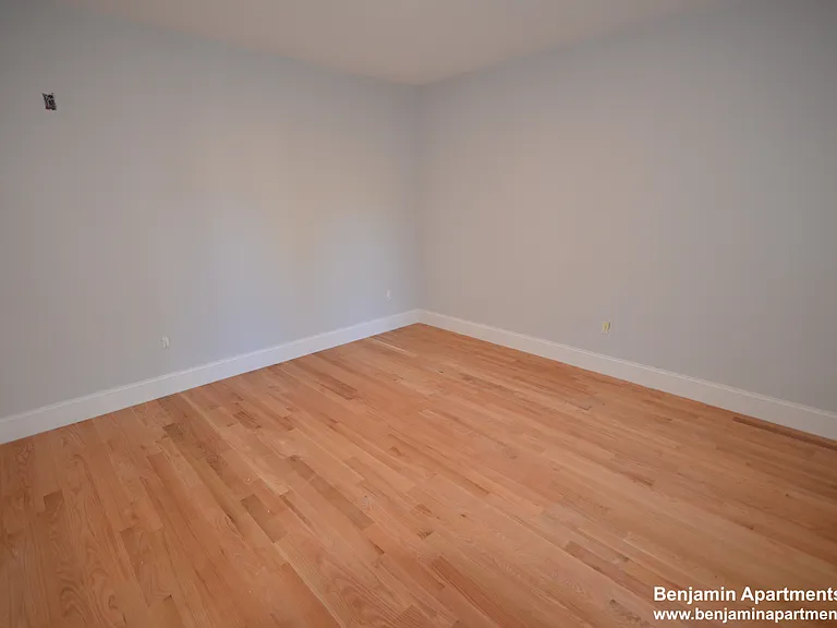 18 Murdock St #15 — Photo 9