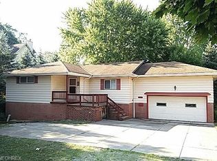 30240 Ridge Rd, Wickliffe, OH 44092