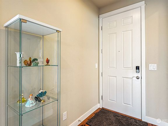 4th image of 17930 151st Street E