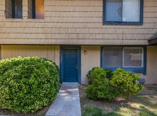 6223 Meadowgrass Ln, Las Vegas, NV 89103