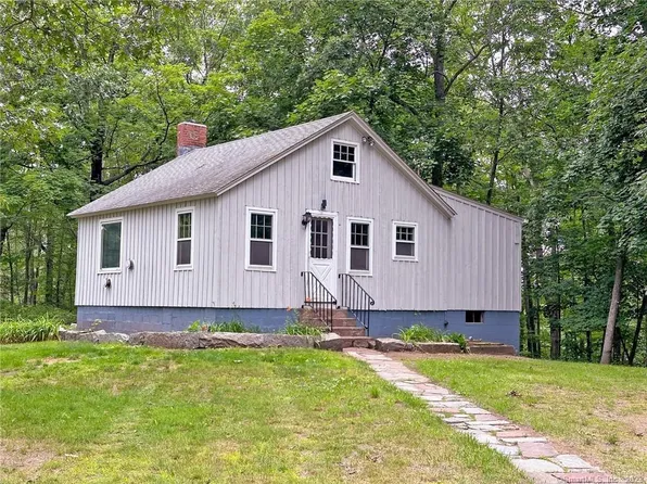 7 Bishop Hill Road, East Hampton, CT 06424