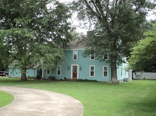 4 Elderberry Dr, Newton, IL 62448