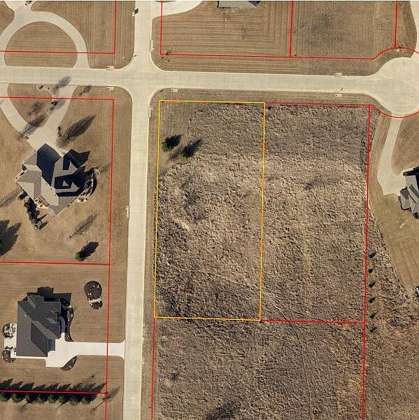 1st image of 14 Grandfield Ests