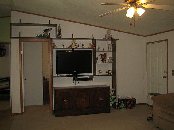 4th image of 2306 Bunker Dr
