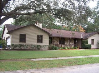 618 King Henry Ct, Seffner, FL 33584
