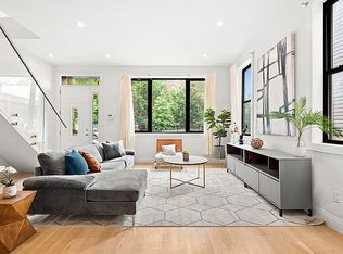 69 Carlton Ave #1F, Brooklyn, NY 11205