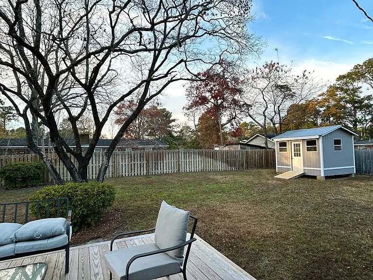 408 Lynette Dr — Photo 11