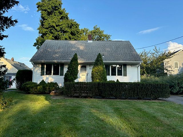 1st image of 488 Berkshire Rd