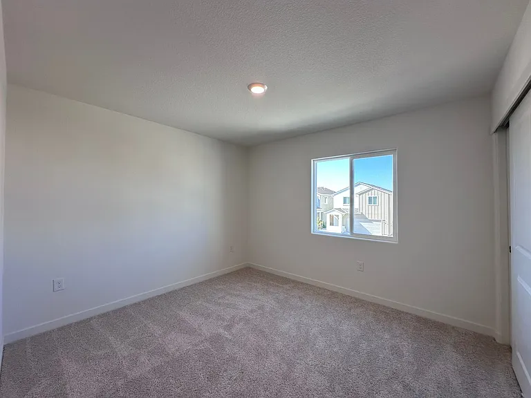 3396 Shaker Way — Photo 27