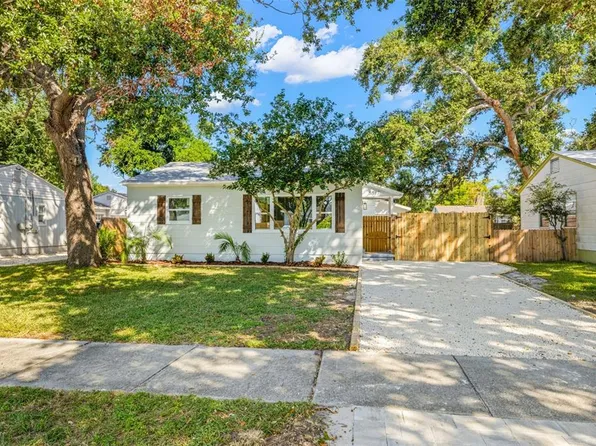 5517 13th Ave S, Gulfport, FL 33707