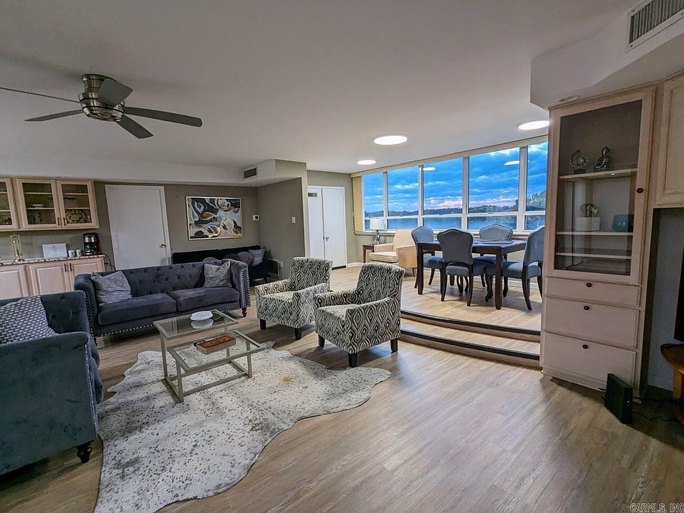 1st image of 740 Weston Rd #607-609