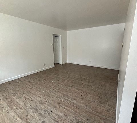 2nd image of 744 E Michigan Ave #11411762