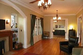 5th image of 9122 S Longwood Dr APT 1