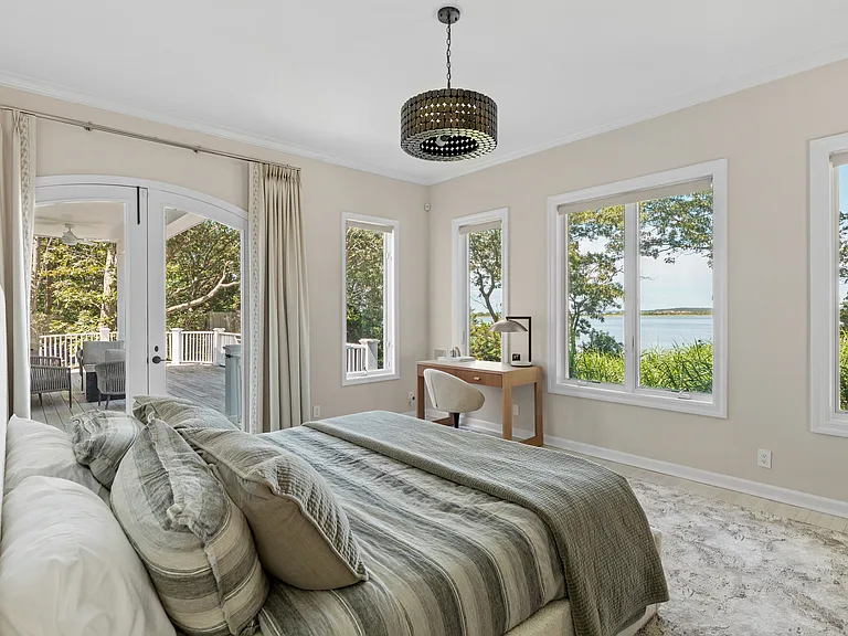 26 Three Mile Harbor Dr — Photo 25