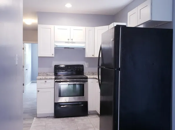 2221 N 10th St, Philadelphia, PA 19133