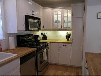 3rd image of 354 Oak Dr