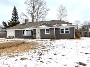 14 Peeptoad Rd, Warwick, RI 02888