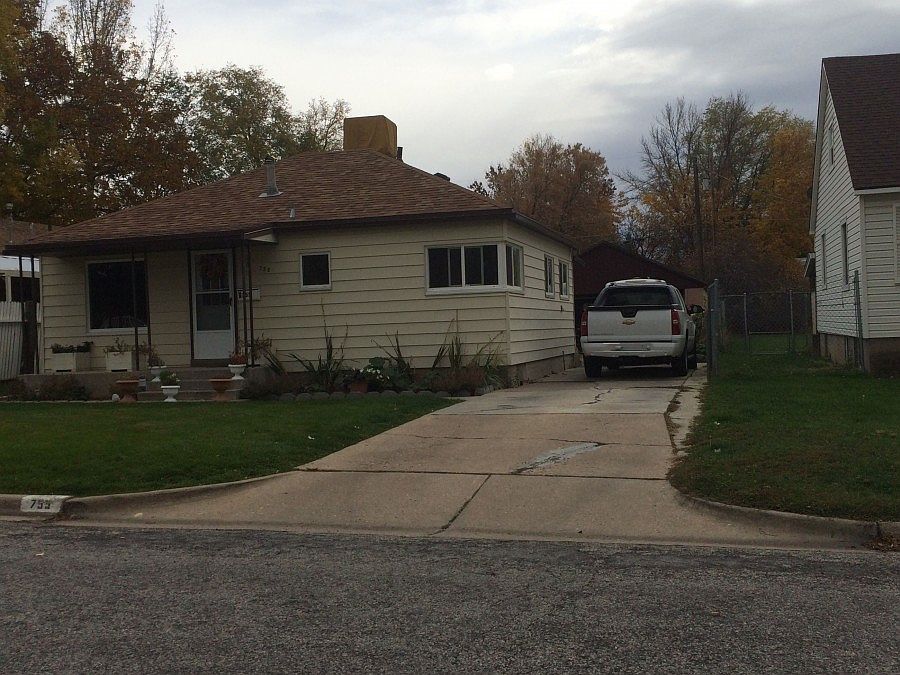 2nd image of 755 Healy St