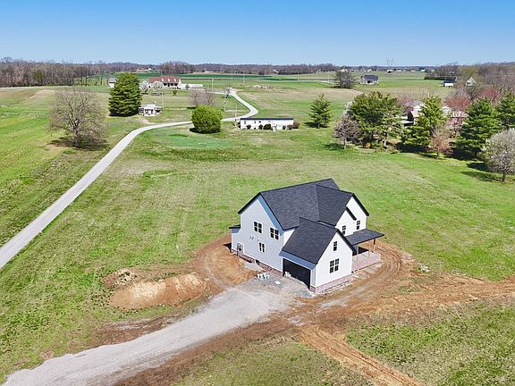 5th image of 1055 Mustang Ct