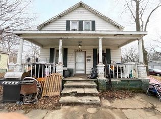 421 S Walnut St, Plymouth, IN 46563