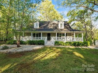 2371 Lazy Oak Dr, Lancaster, SC 29720