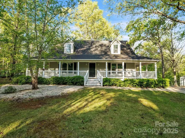 2371 Lazy Oak Dr, Lancaster, SC 29720