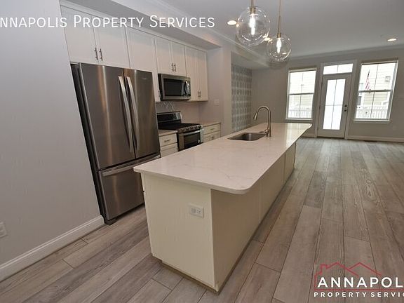 4th image of 813 Francis Harris Pl