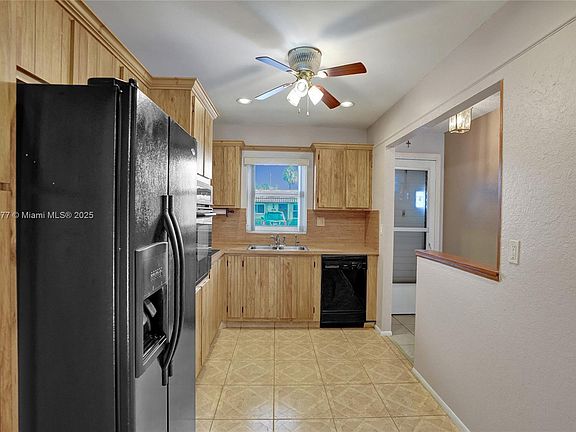 5th image of 5725 Fernley Dr E APT 35