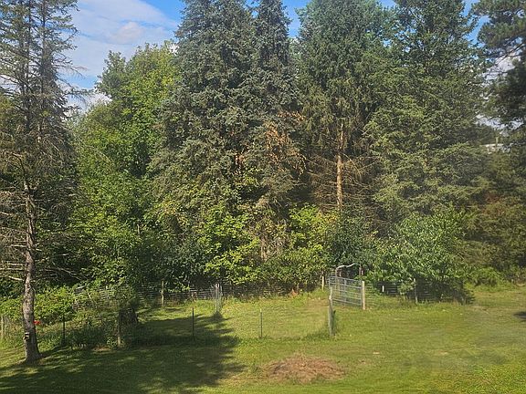 3rd image of 6404 Shearer Rd