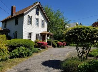 (Undisclosed Address), Huntington, NY 11743