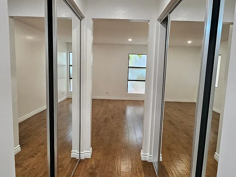 453 Ivy St — Photo 38